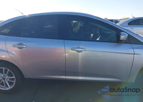 2018 Ford Focus Se из США, поврежденный, VIN 1FADP3F27JL204873
